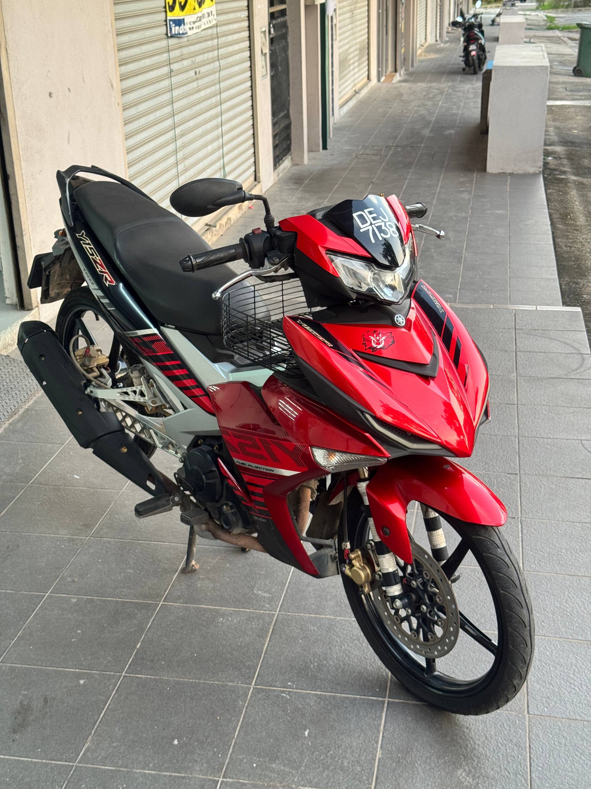Yamaha Y15ZR v2